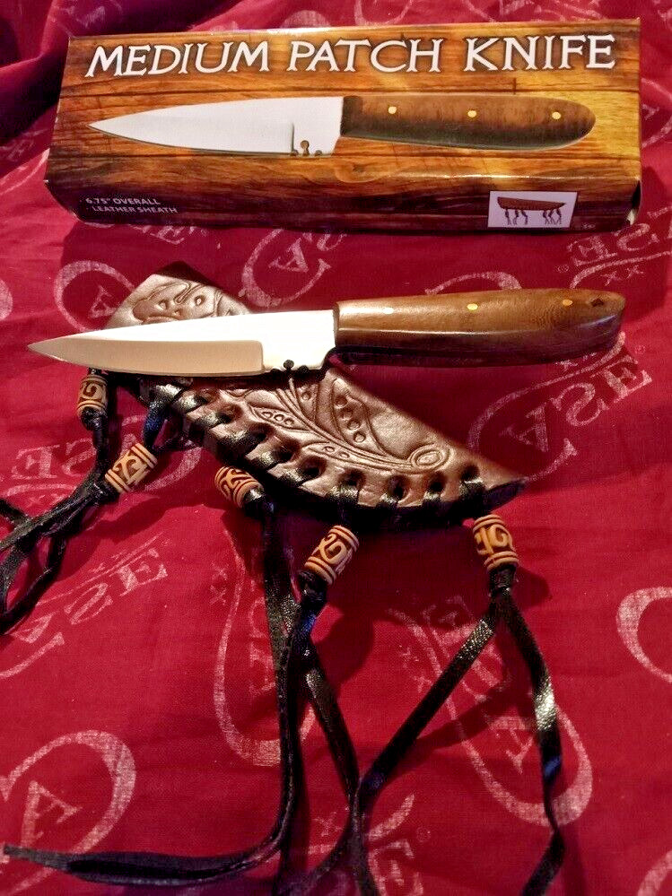 Medium Hunter Patch Knife Wood Handle and Leather Sheath