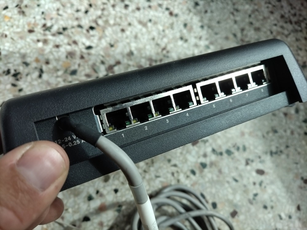 Furuno HUB-101 Ethernet Network Switch Hub for NAVnet - 3D - TZtouch