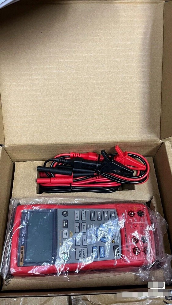 1PCS NEW Fluke 725Ex Multifunction Process Calibrator