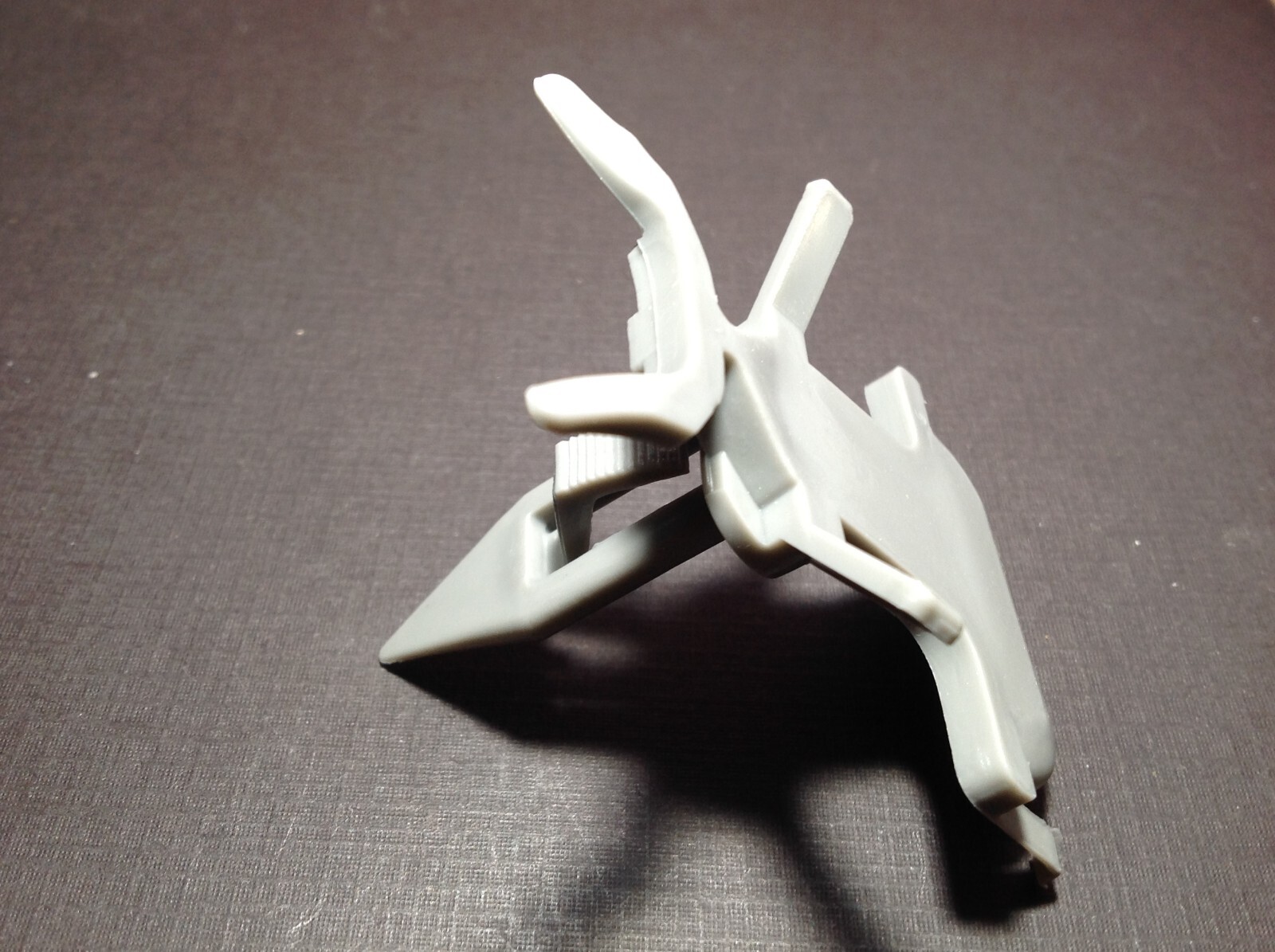 1 pc NORS rear window garnish lower moulding clips 1980-1984 Cadillac Olds Buick