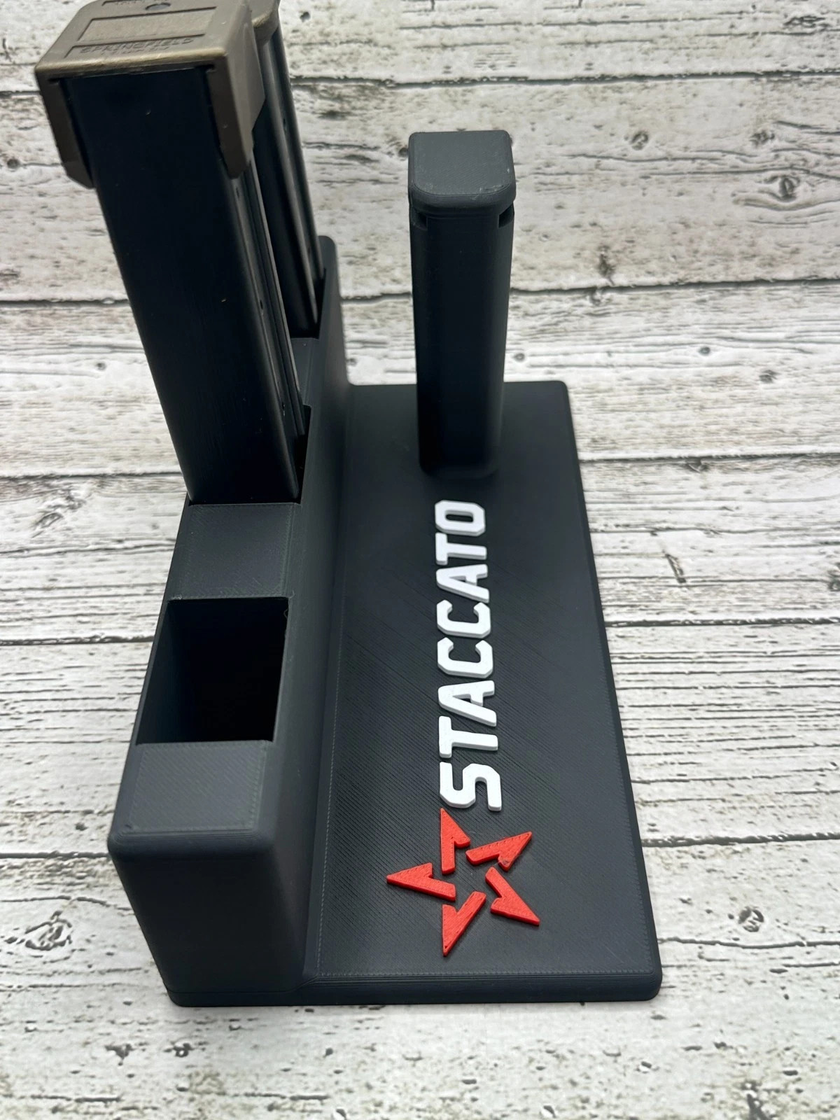 Staccato 2011 Pistol Display Stand + 3 Mag Holder – Black Polymer w/ Logo