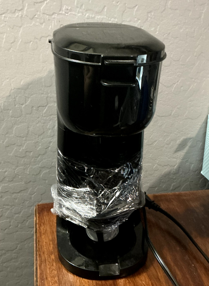 Walmart Single Serve Coffee Maker Model 202140 with Reusable Filter Cup - Black