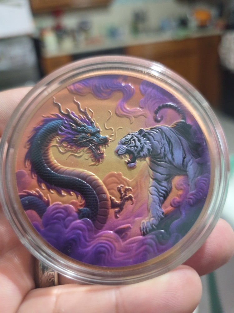 5 oz Dragon VS Tiger
