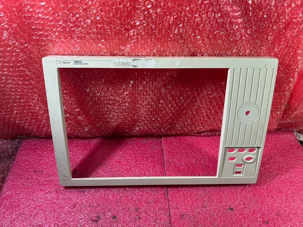Agilent 16802A Logic Analyzer ''Broken Plastic Panel''