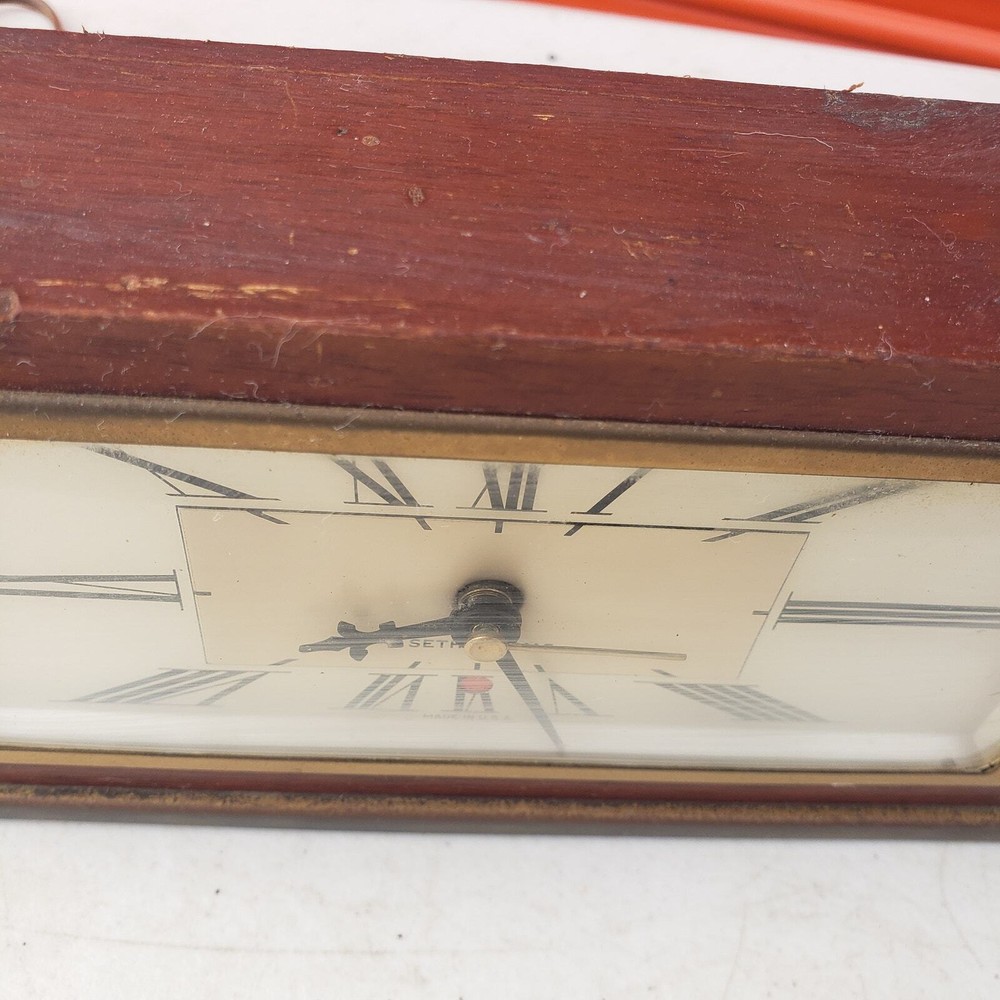 Vintage Seth Thomas Nightstand Clock