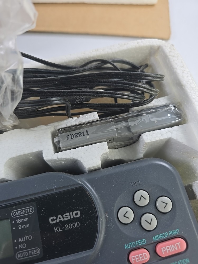 Vintage Casio EZ-Label Printer KL-2000
