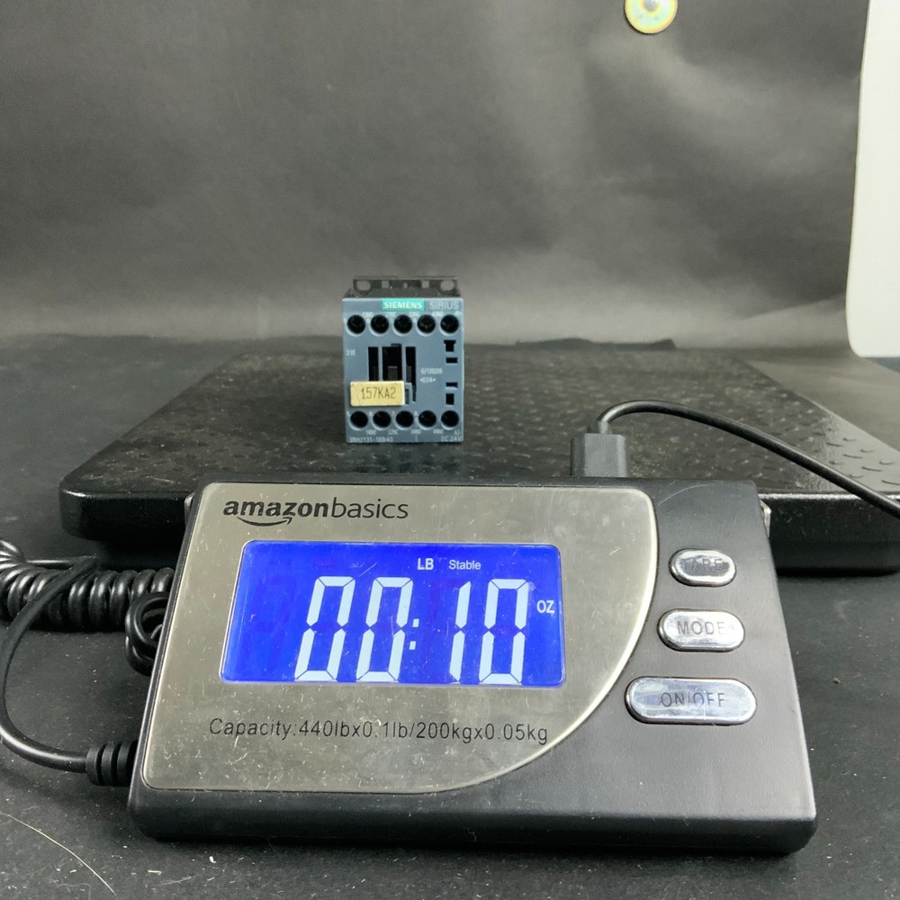 SIEMENS 3RH2131-1BB40 CONTACTOR ($35 OBO)