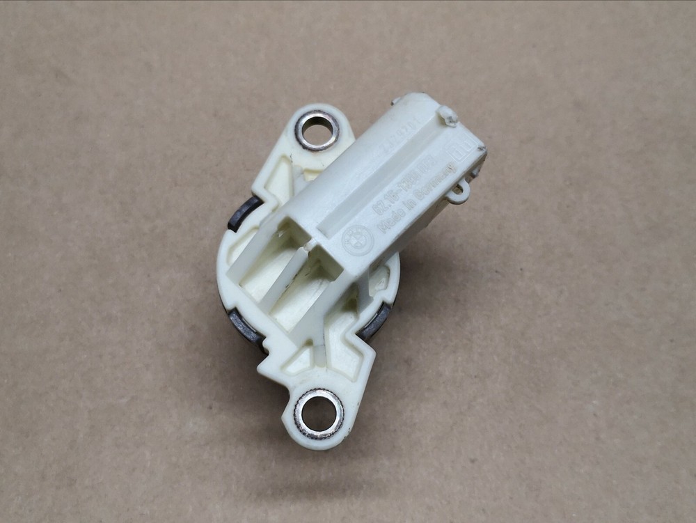 BMW diff speed sensor speedometer pulse generator OEM 62161390063
