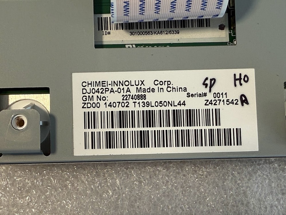 Radio 4.2" LCD driver information display screen panel. Some 2014-15 Silverado