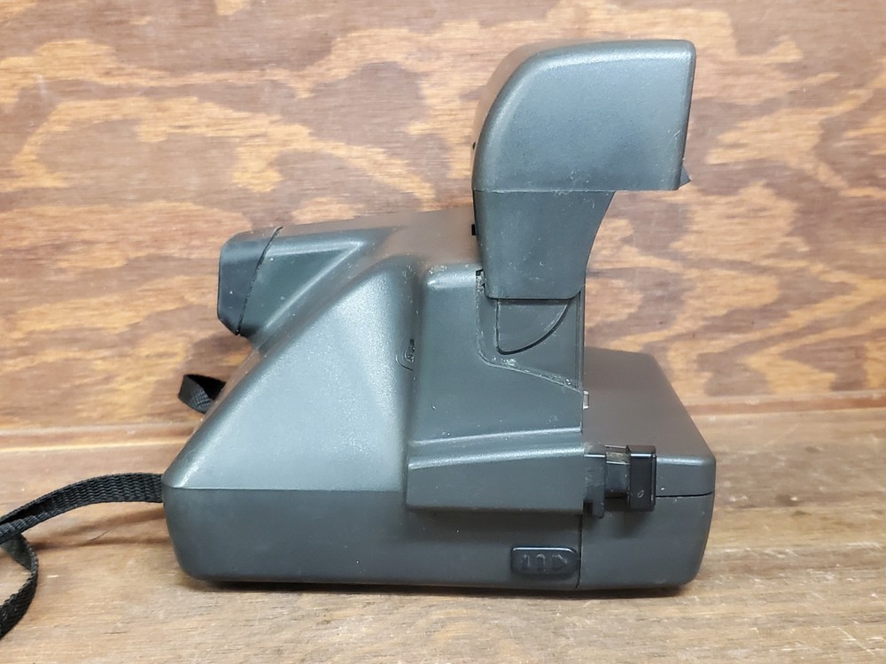 Vintage Polaroid Close Up 600