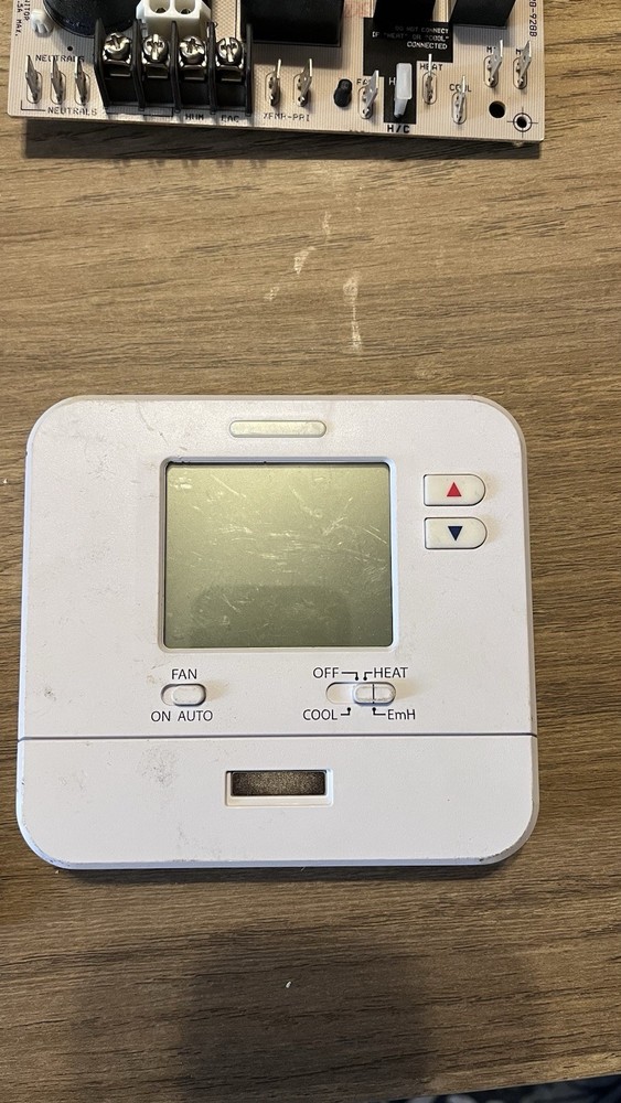 Pro1 IAQ T621-2 Multi-Stage Non-Programmable Thermostat