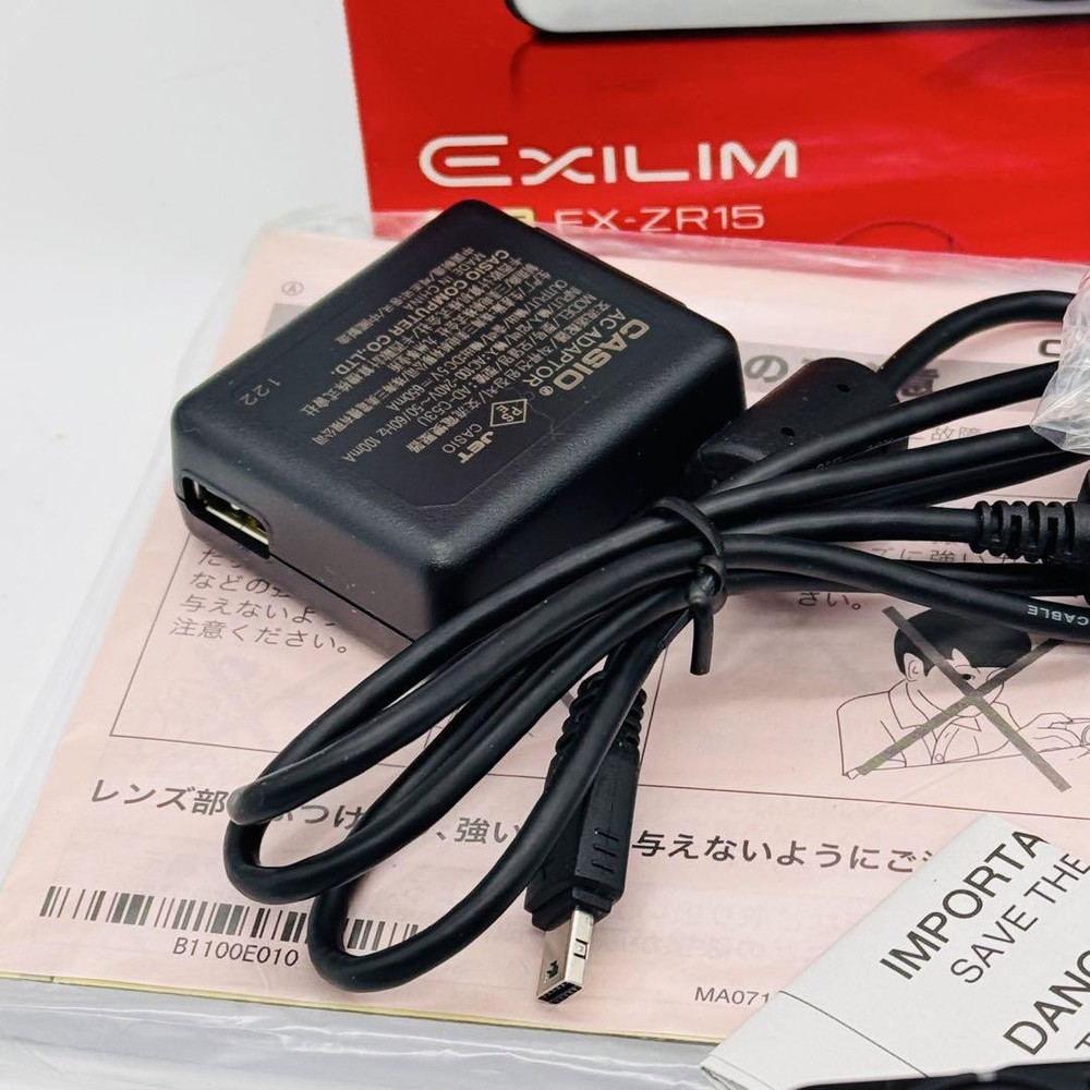 CASIO EXILIM EX-ZR15 Digital Camera