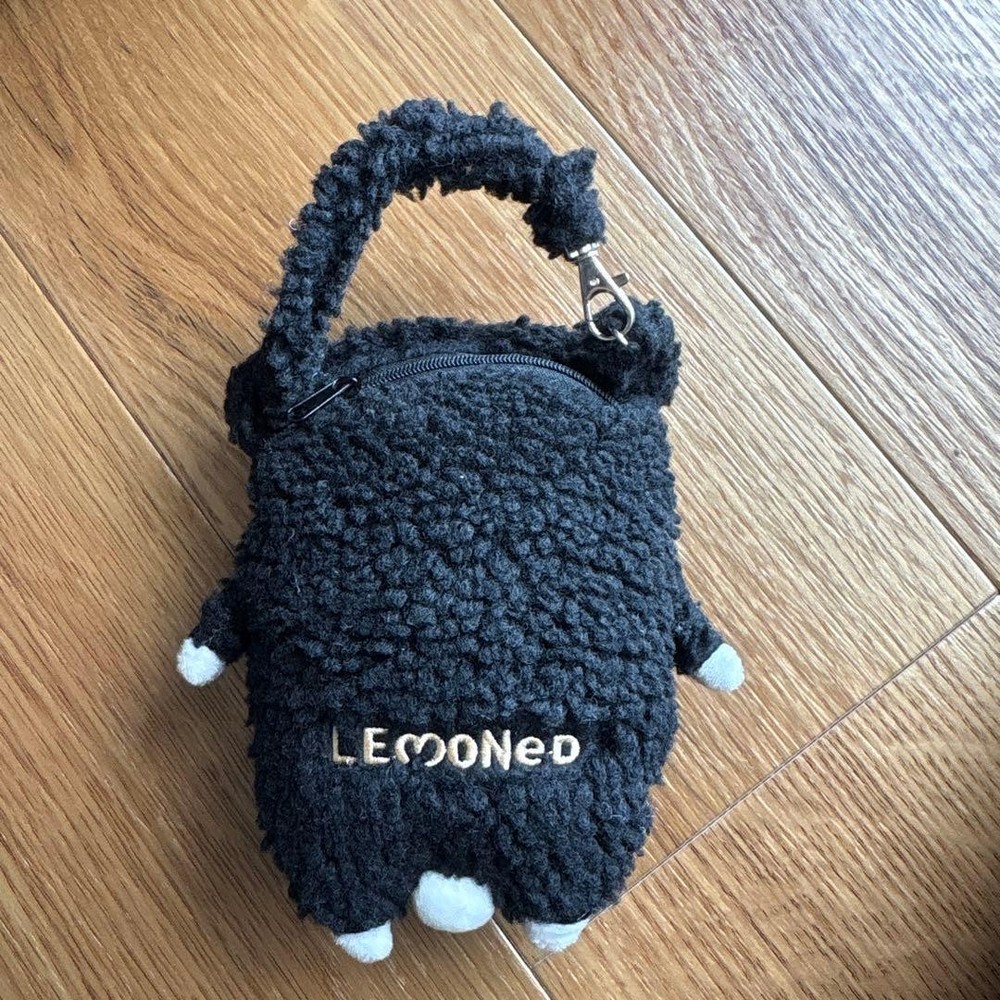 hide Psycho Bear Pouch