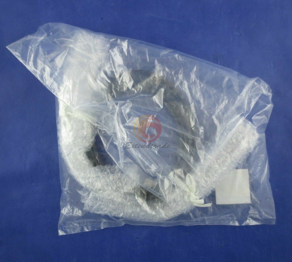 ONE NEW R88A-CR1A005CF Cable for encoder