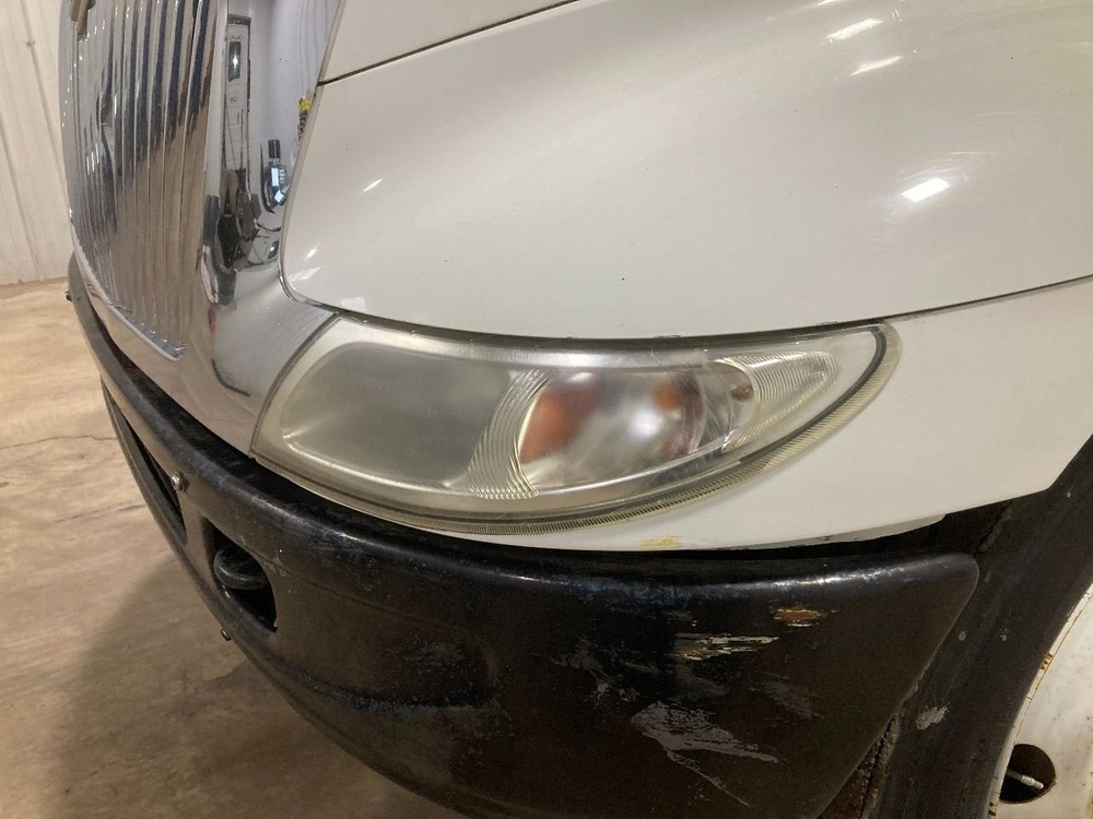 2002-2008 International 4300 Left/Driver Headlamp - Used