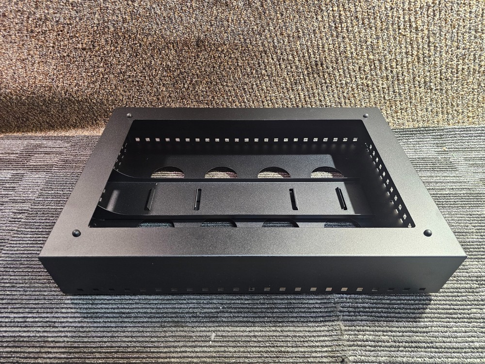 Strata ST11602111 Rectangular Base Unit 24.5" x 16.5" x 5.25"H w/Protective Case