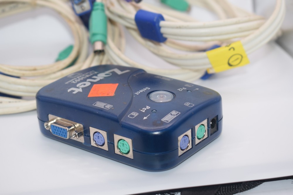 Zonet KVM3002 2-Port KVM Switch with Cables