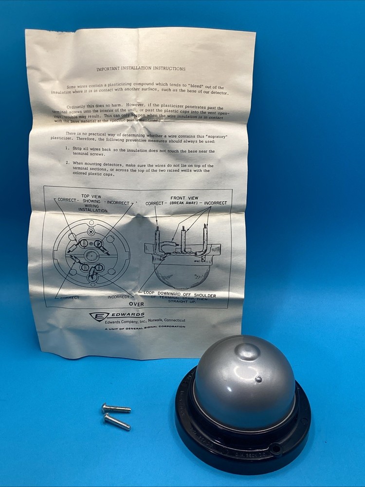 Edwards Fire Detector CAT NO 241 Silver New Open Box
