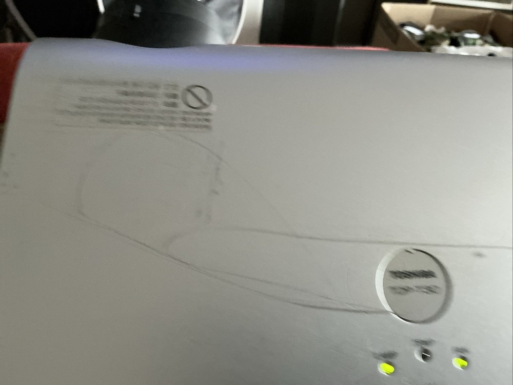 Toshiba TDP-T30 DLP Projector - Works