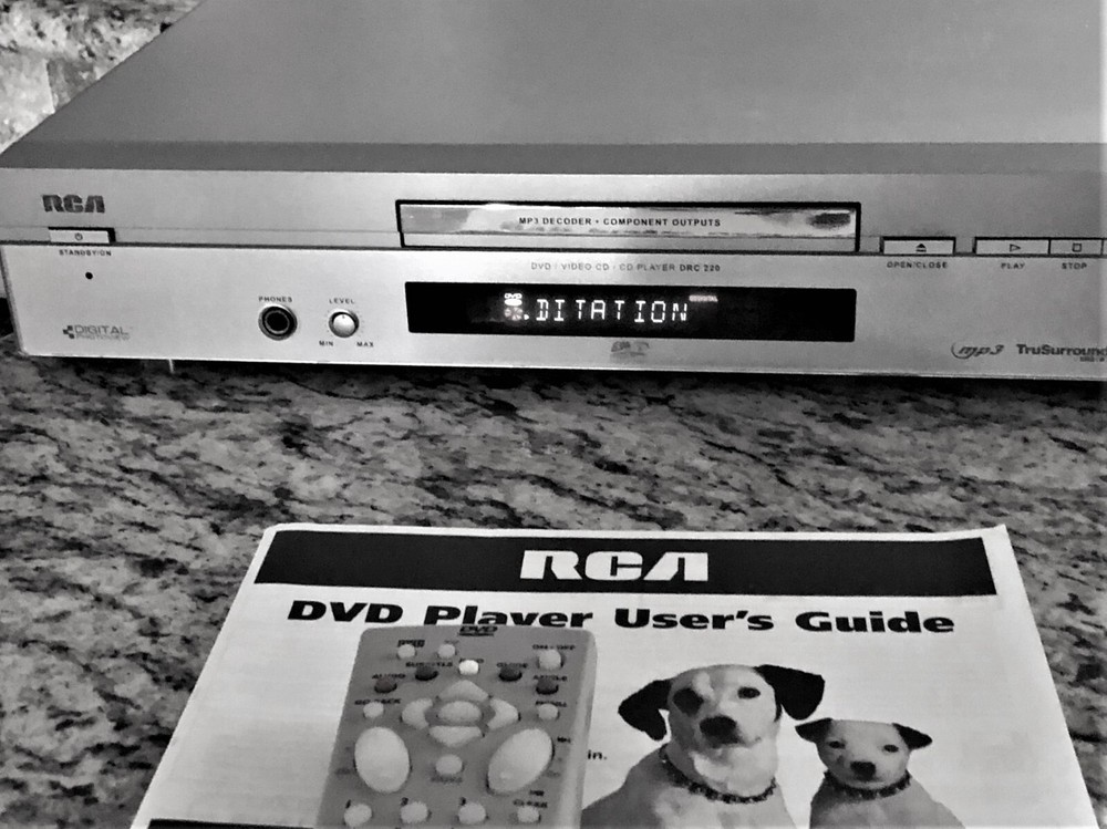 RCA Digital Disc Video Player Model DRC220N