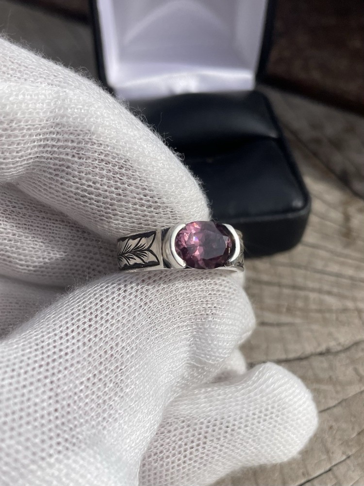 Handmade And Engraved Silver Ring With Zircon Size 9