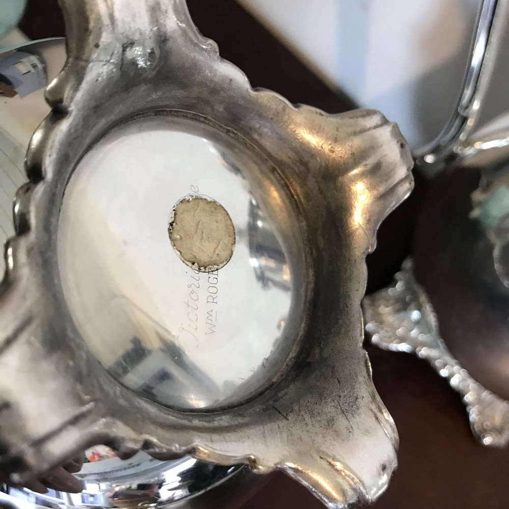 VTG Silverplate Coffee & Tea Set 4 Pieces Wm Rogers & Sons Victorian Rose 1902