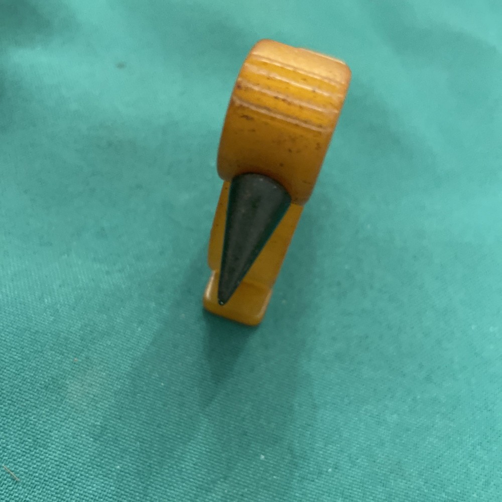 Bakelite Bird Napkin Holder, Butterscotch