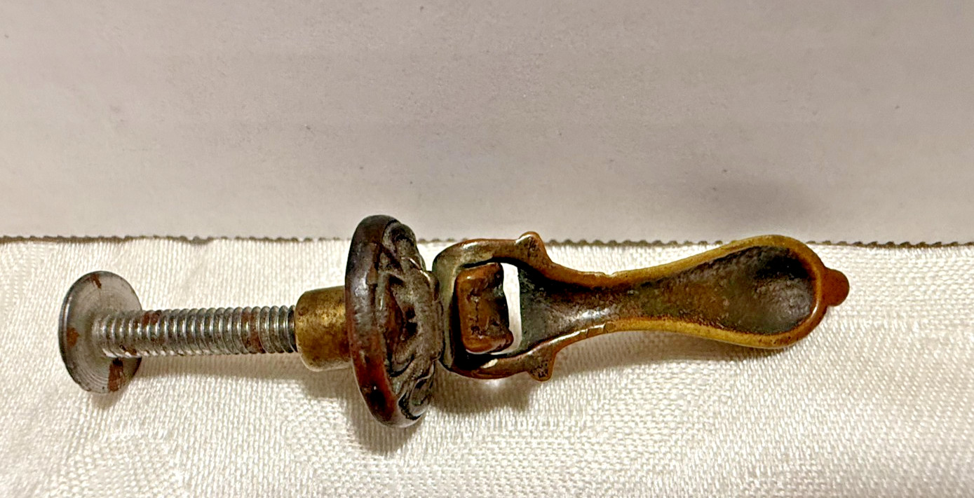 Vintage Teardrop / Pendant Drawer Pull Brass Tone Furniture Hardware Aged Patina