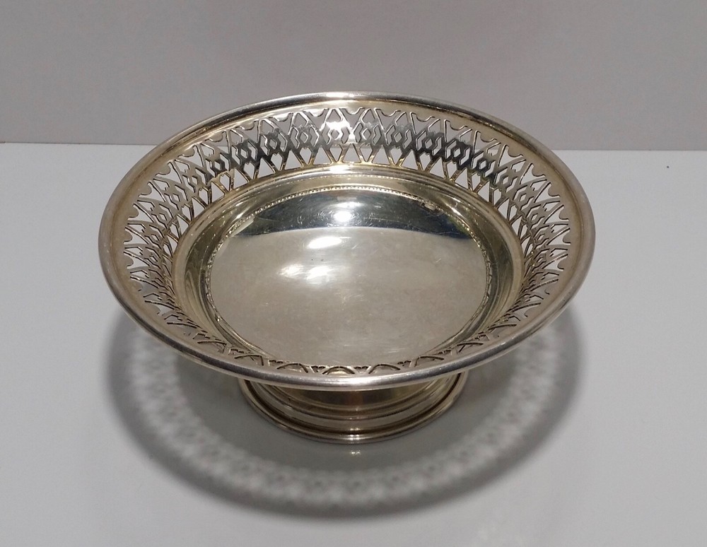 SILVERPLATE Made In England EPNS Dish Nut Candy