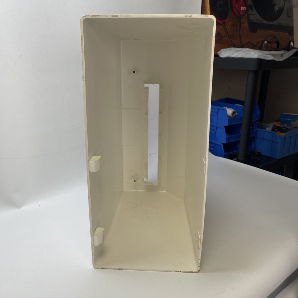 Original Singer 9005 Sewing Machine Plastic Protective Carrying Storage Case**