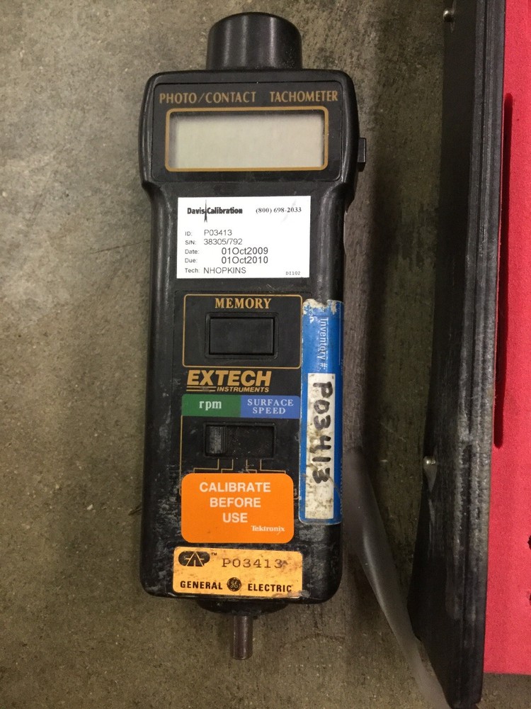 Extech Microprocessor Photo/ Contact Tachometer