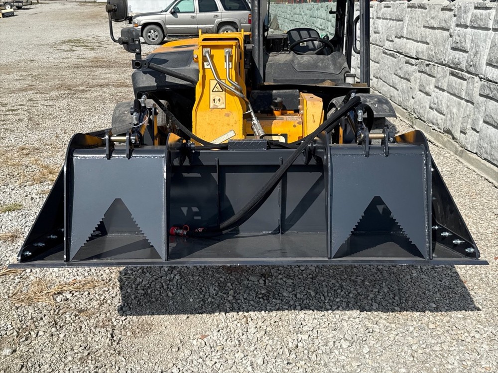 Landhonor Dual Cylinder Grapple Bucket 72'' Solid Bottom Quick Attach Attachment
