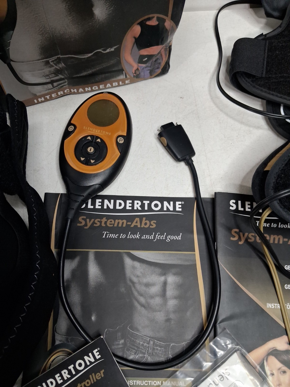 Slendertone System Abs + Flex Mini Arm Toner Muscle Stimulator Doesn't Turn On