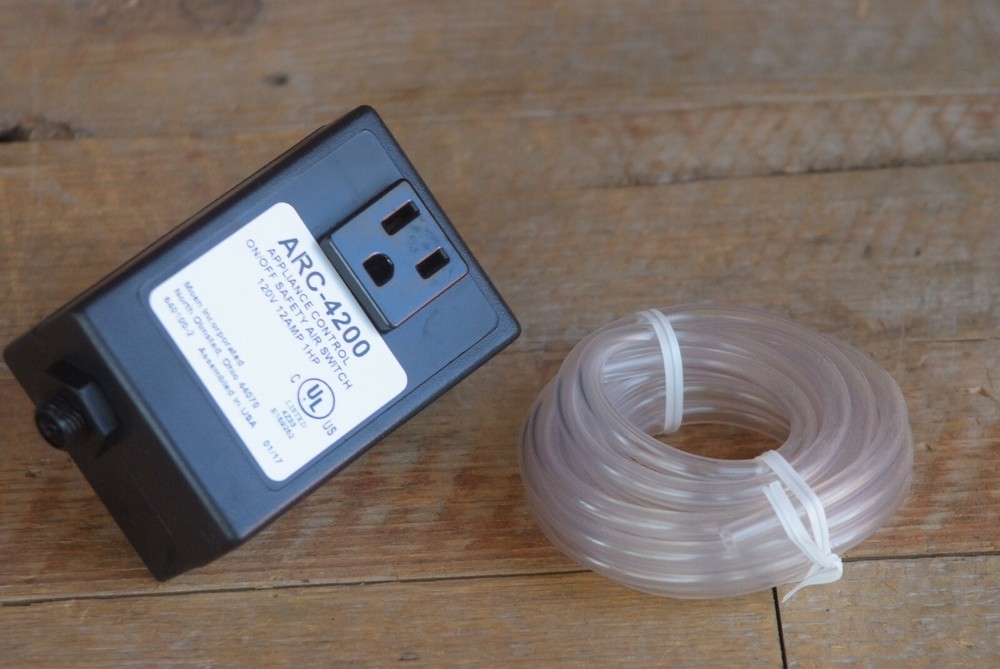 Moen ARC-4200 Garbage Disposal Air Switch Only and Hose