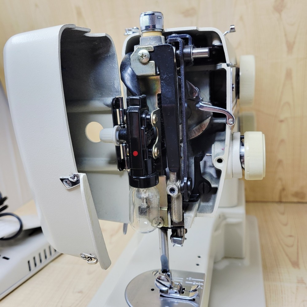 Necchi Sewing Machine 523 Works MISSING TABLE