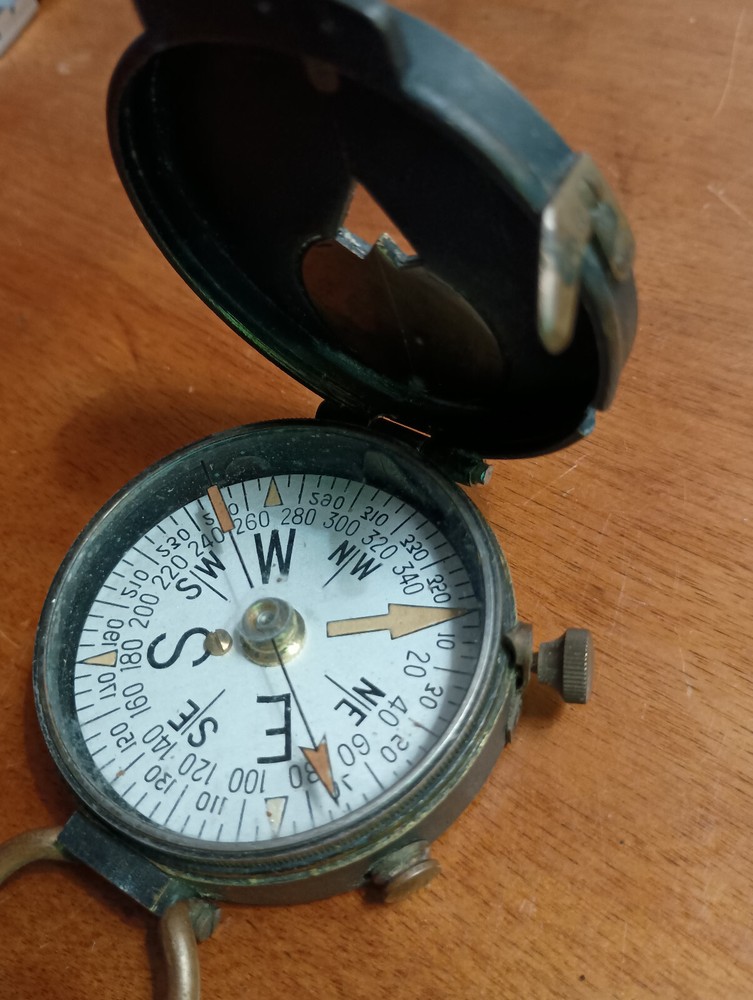 World War I - Brass compass - Plan LTD - Switzerland, perfect working order