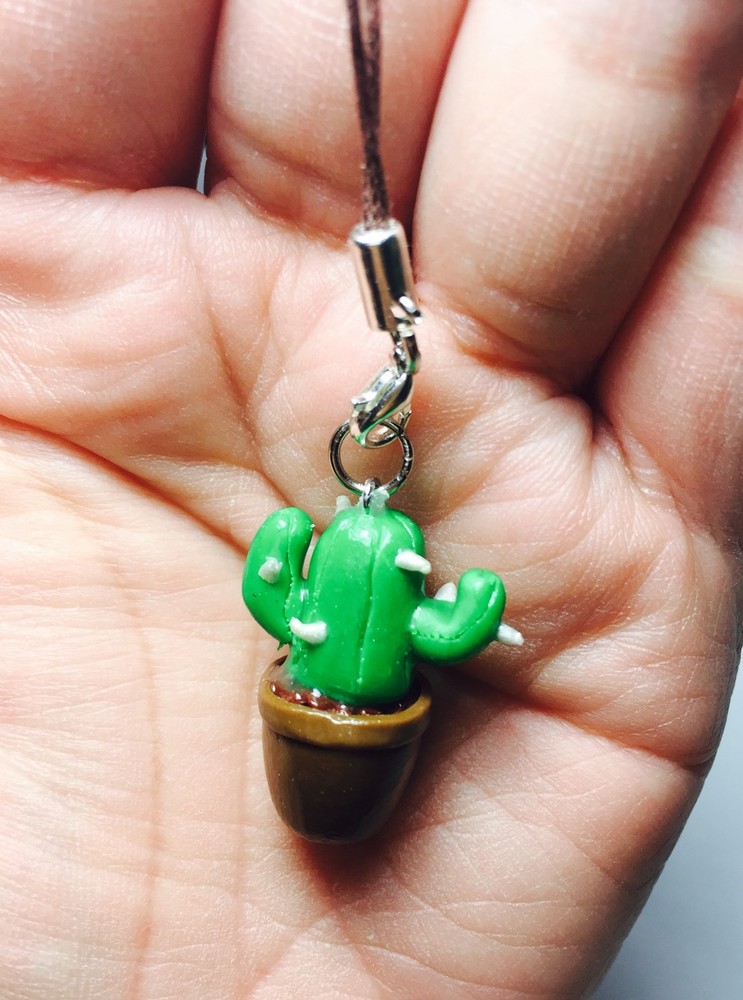 KAWAII CACTUS CHARM
