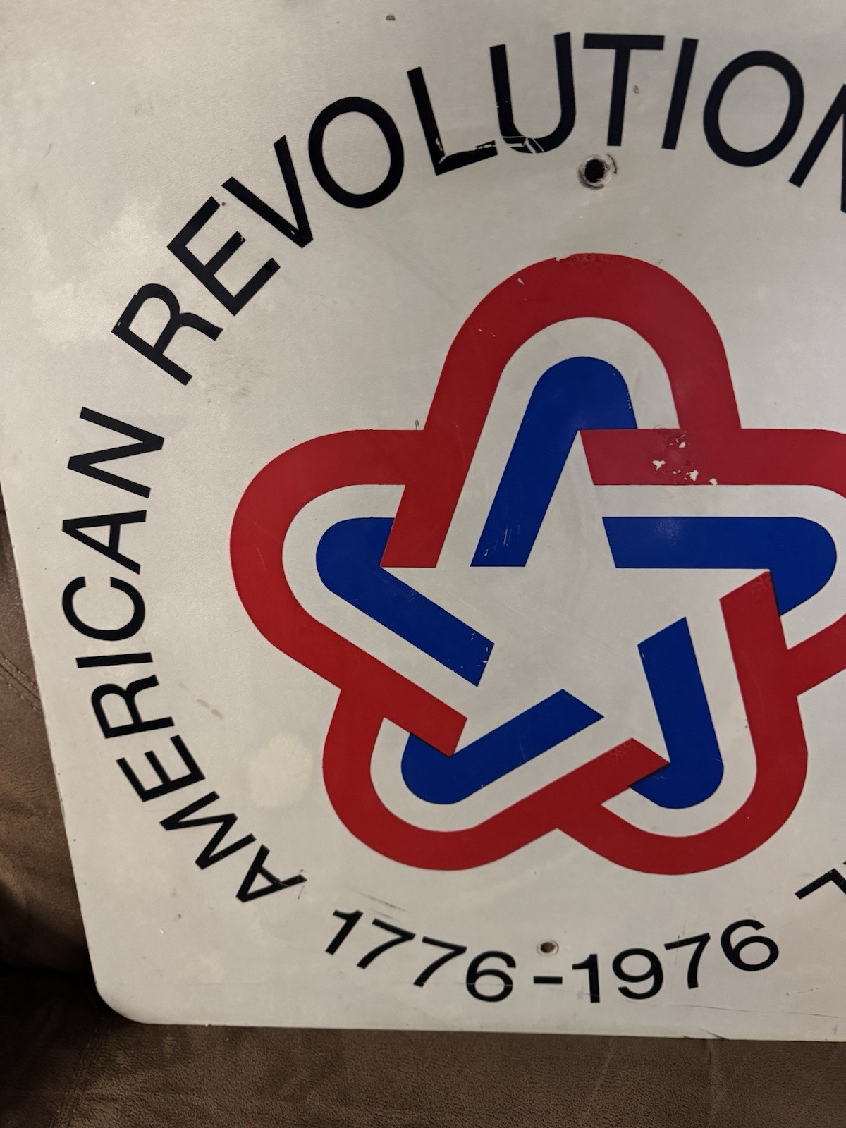 AMERICAN REVOLUTION BICENTENNIAL 1776-1976 INTERSTATE ROAD SIGN 24x24 (RARE)