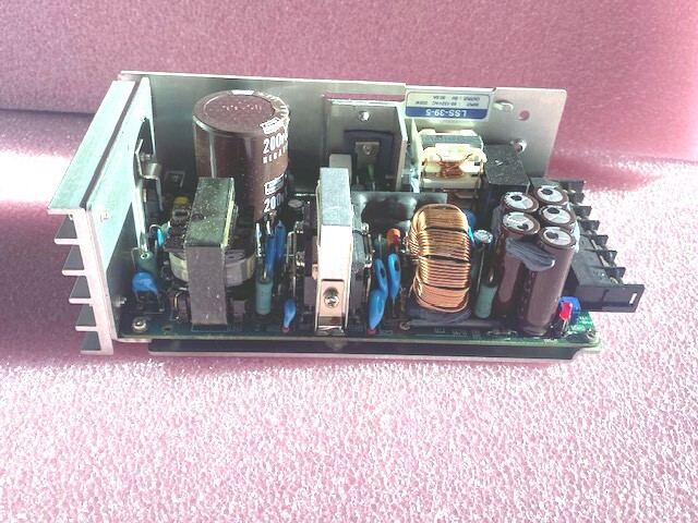 LAMBDA Power Supply LSS-39-5 5v 30A 85-132V