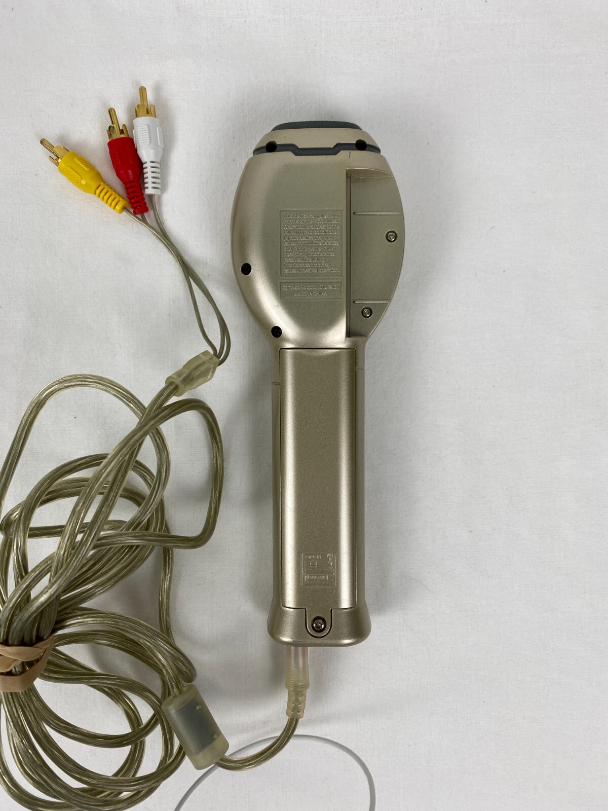 Takara e-Kara Karaoke Microphone with 3 Cartridges Vol 1 & 9 plus 5 songs