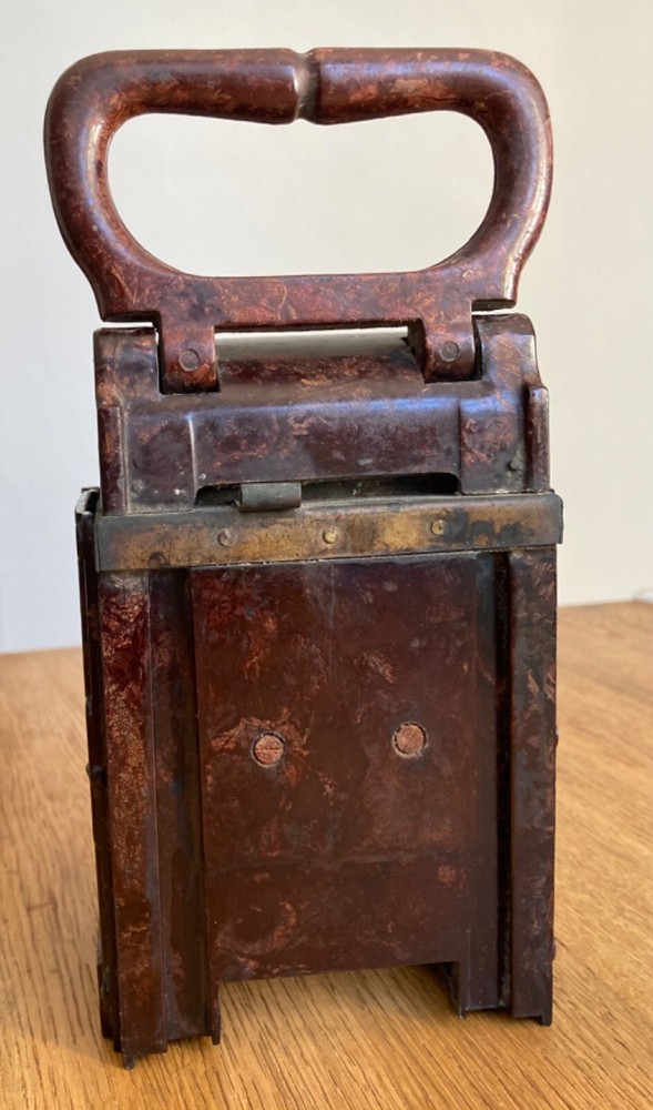 WW2 Wehrmacht Bakelite Carbide Lantern