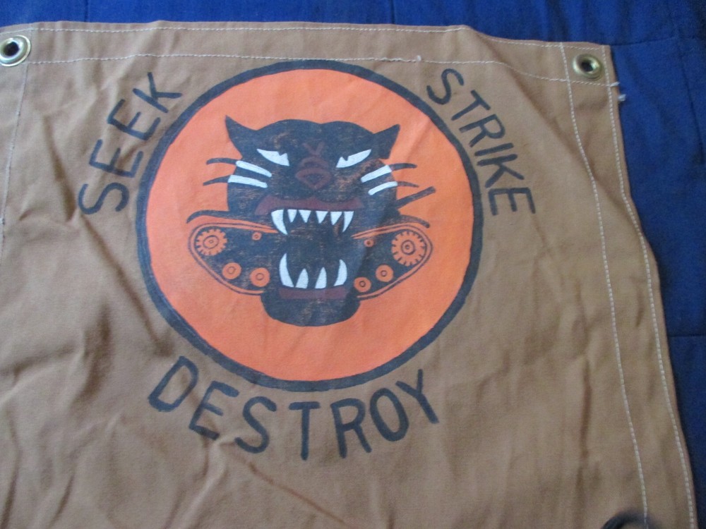 WWII USA TANK DESTROYER COMMAND POST BARRACK/BAR ROOM FLAG