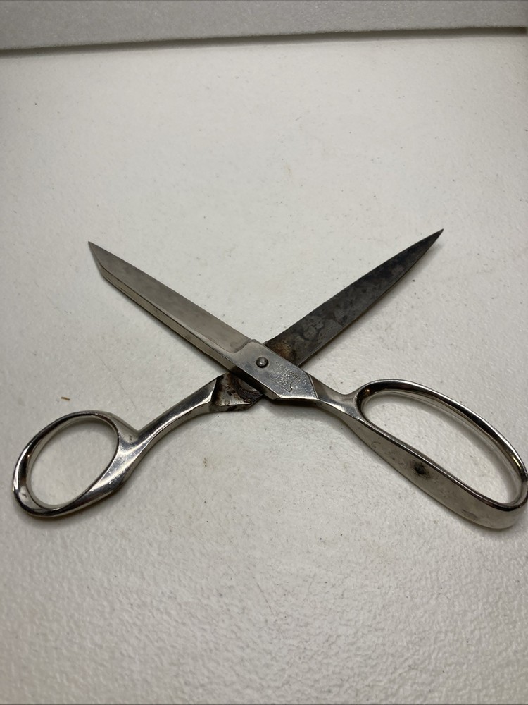 Wiss Inlaid No. 138 -8” Scissors.