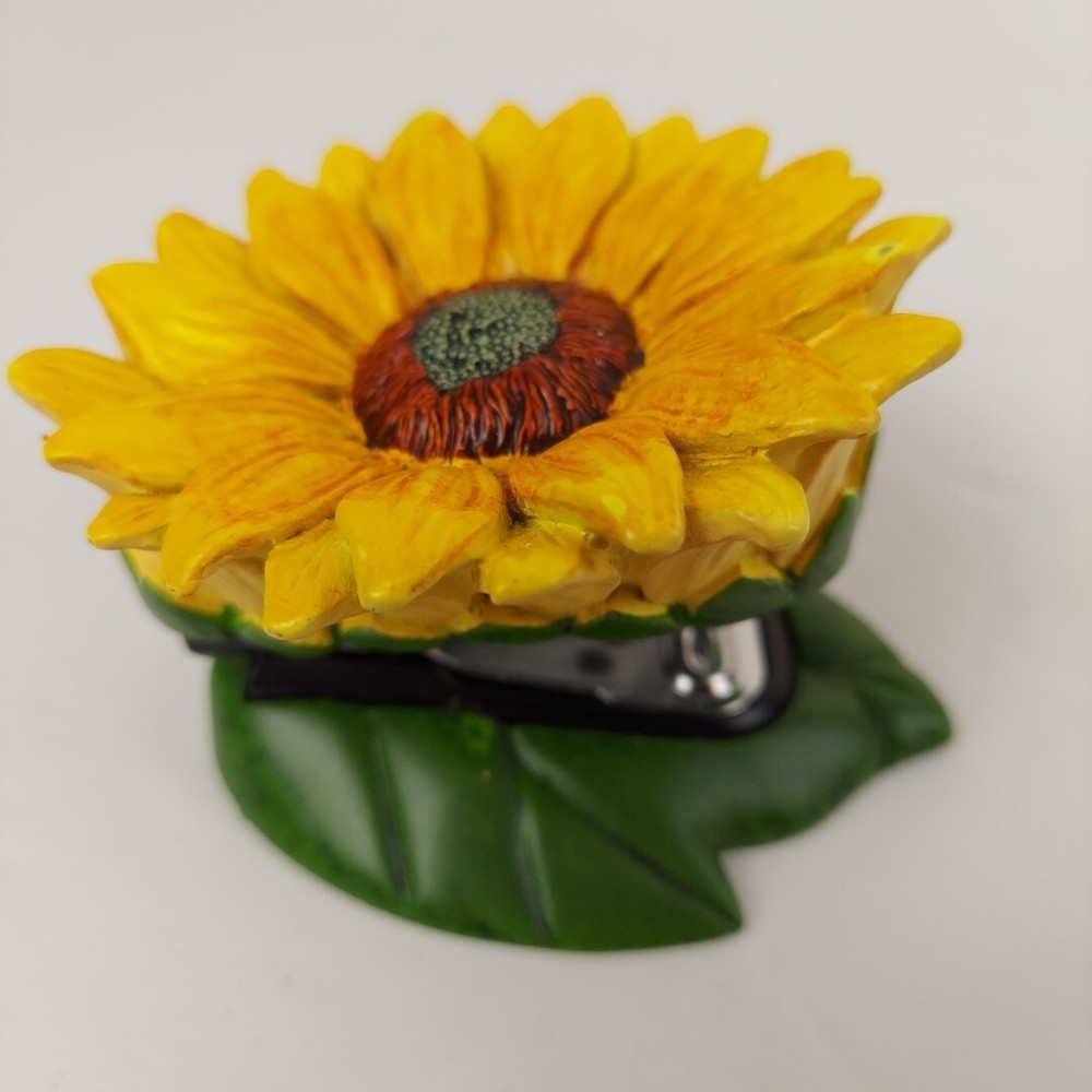 Sunflower Tot Mini Stapler