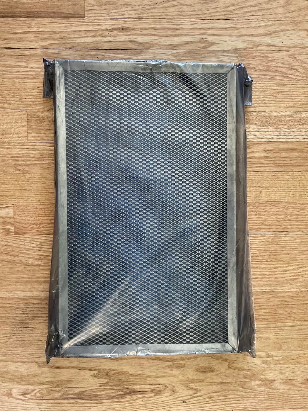 Industrial Kitchen Filter / Giles Charcoal Filter Assembly / 20" x 12-3/8" / NEW