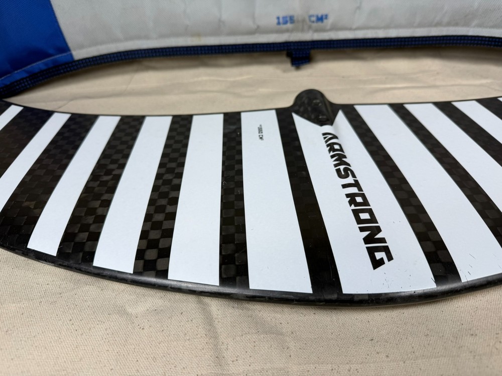 Armstrong HS 1550 Front Wing
