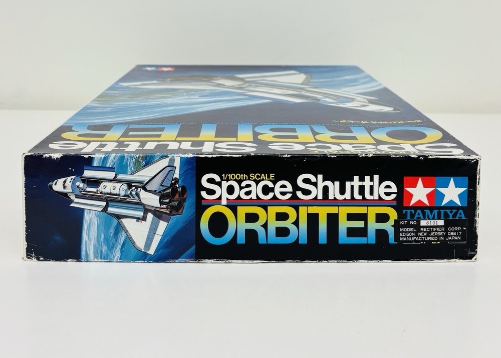 Tamiya Space Shuttle Orbiter 1:100 Plastic Model Kit 6101 New Open Box