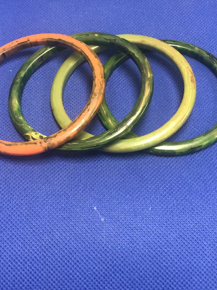 VTG BAKELITE TESTED STACKABLE MULTI COLORED SPACER BANGLE BRACELETS SET OF FOUR