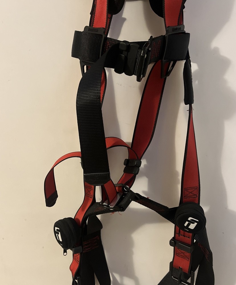 FallTech Tradesman Pro Construction Belted Harness size 2x/3x