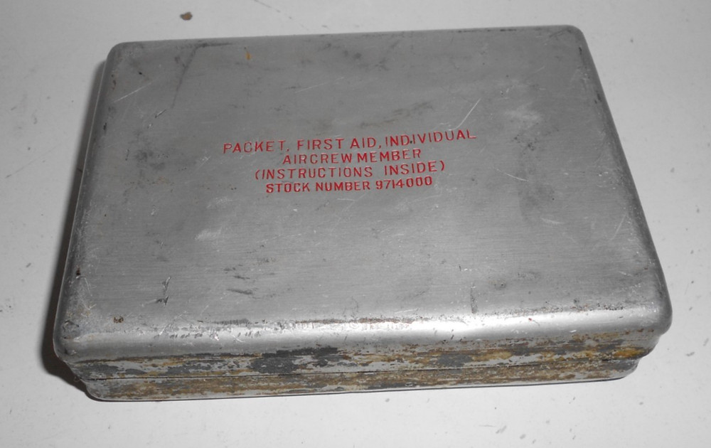 USGI Aircrew Member Individual First Aid Kit Packet w/original contents COMPLETE